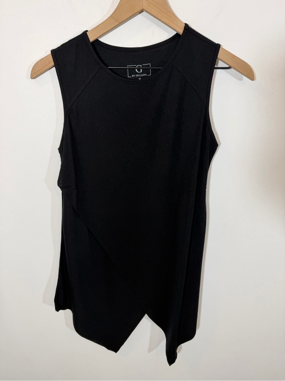 New G by Giuliana EcoLuxe Crossover Asymmetric Tank Top | Size XS